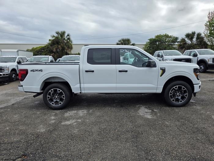 2025 Ford F-150-4