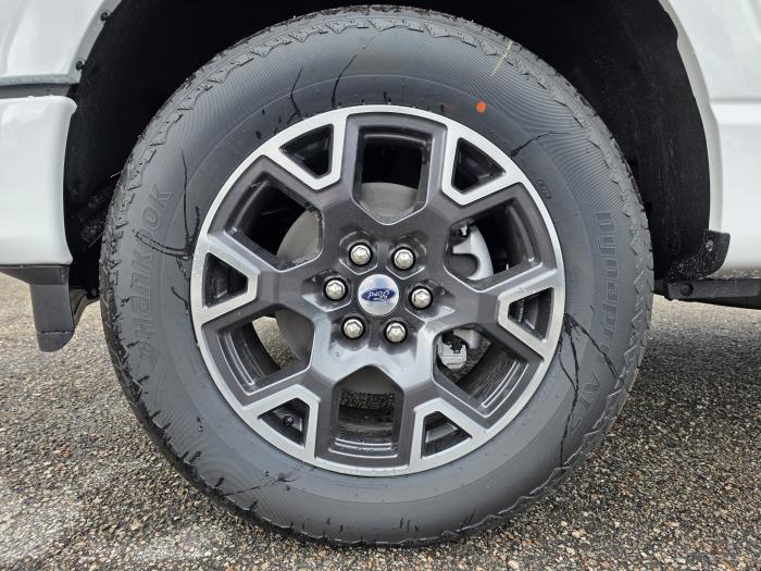 2025 Ford F-150-10