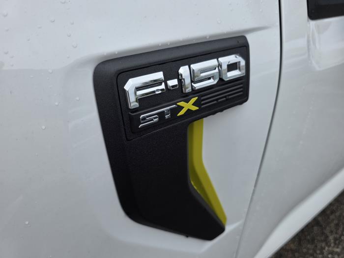 2025 Ford F-150-11