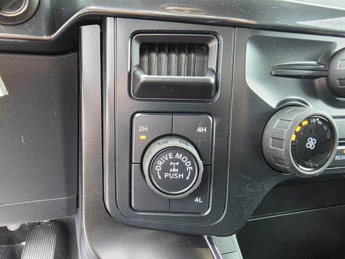 2025 Ford F-150-15