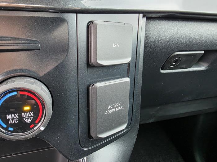 2025 Ford F-150-17