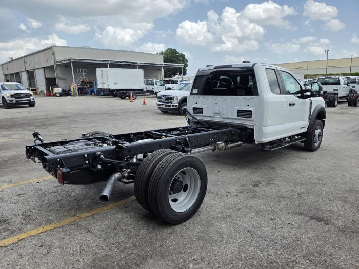 2025 Ford F-550-5