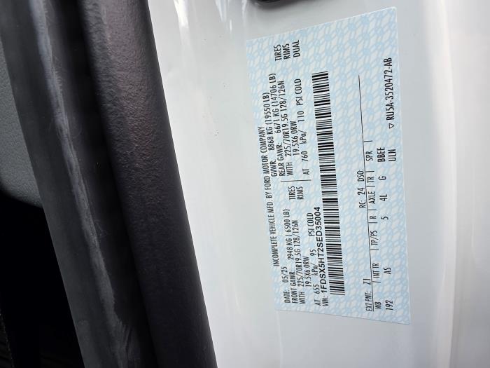 2025 Ford F-550-24