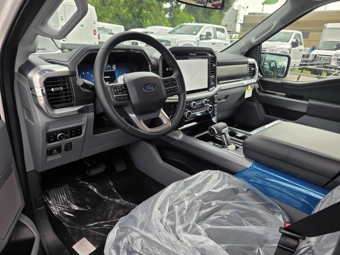 2025 Ford F-150-16