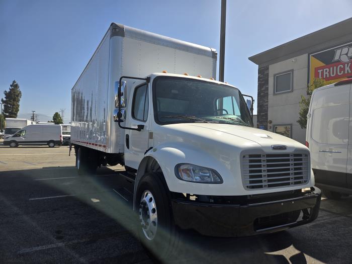 2019 Freightliner Business Class M2 106-1