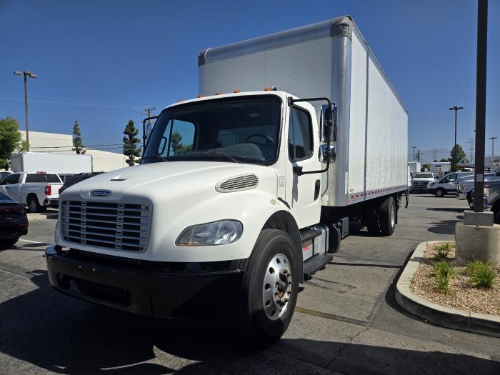2019 Freightliner Business Class M2 106-3