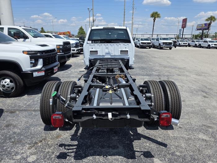 2025 Ford F-600-6