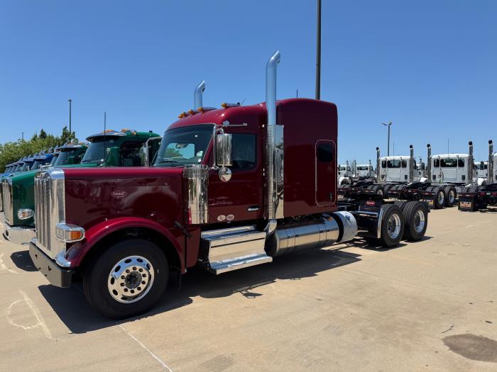 2026 Peterbilt 589-1
