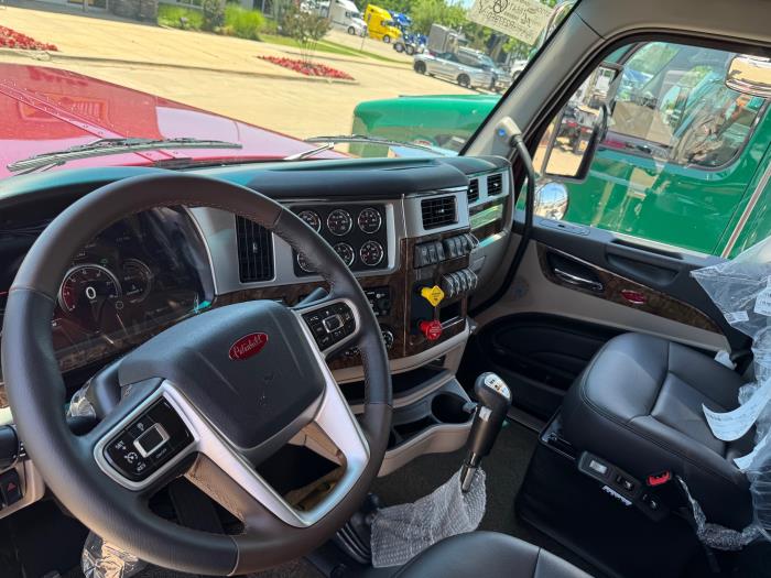 2026 Peterbilt 589-4