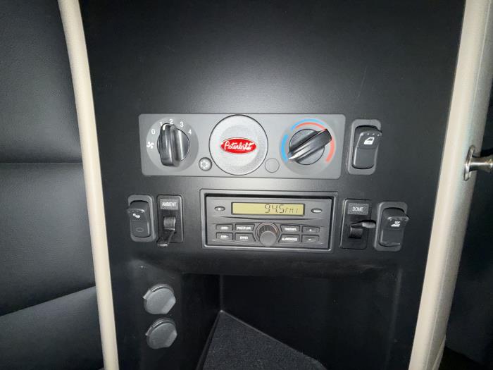 2026 Peterbilt 589-8