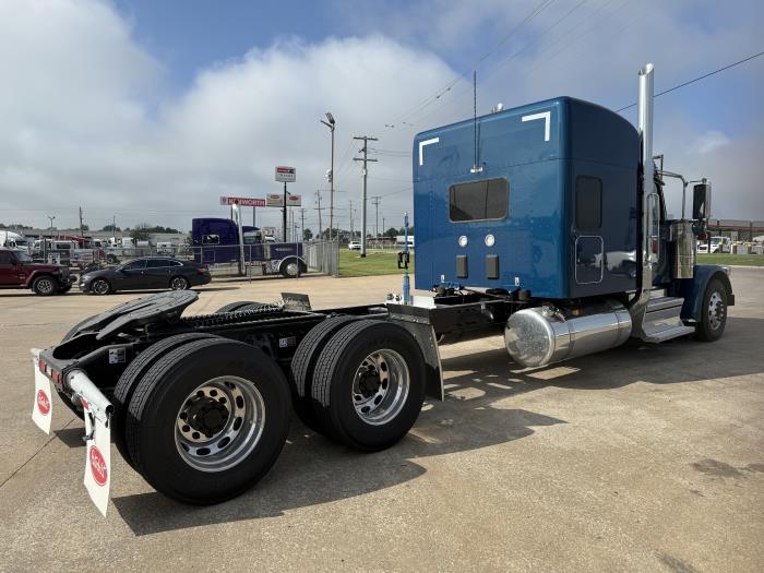 2026 Peterbilt 589-3