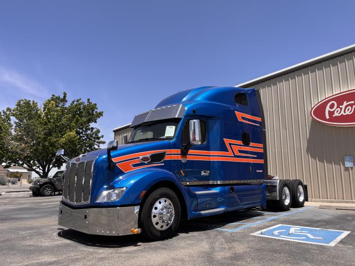 2021 Peterbilt 579-1