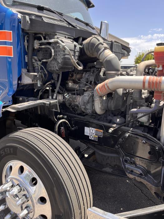2021 Peterbilt 579-9
