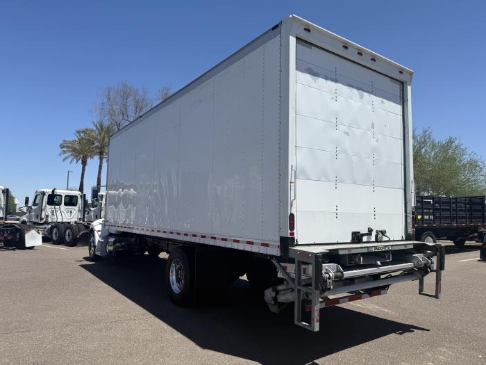 2020 Peterbilt 337-4