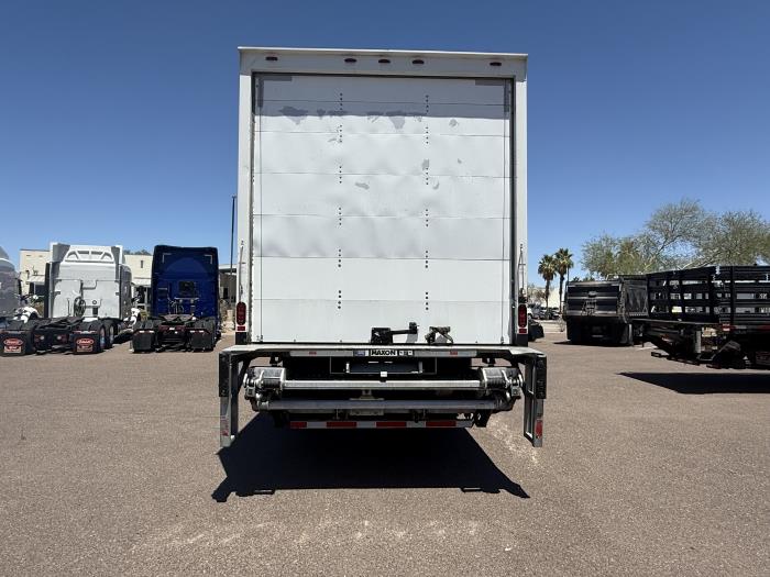 2020 Peterbilt 337-5