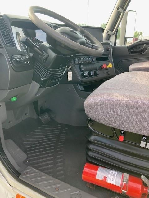 2020 International LT625-10