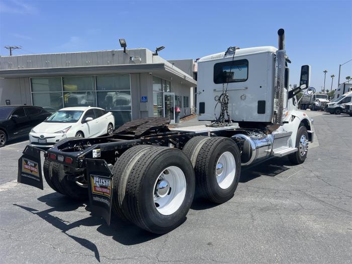 2020 Peterbilt 567-7