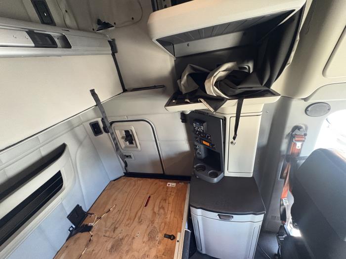 2019 Peterbilt 579-12