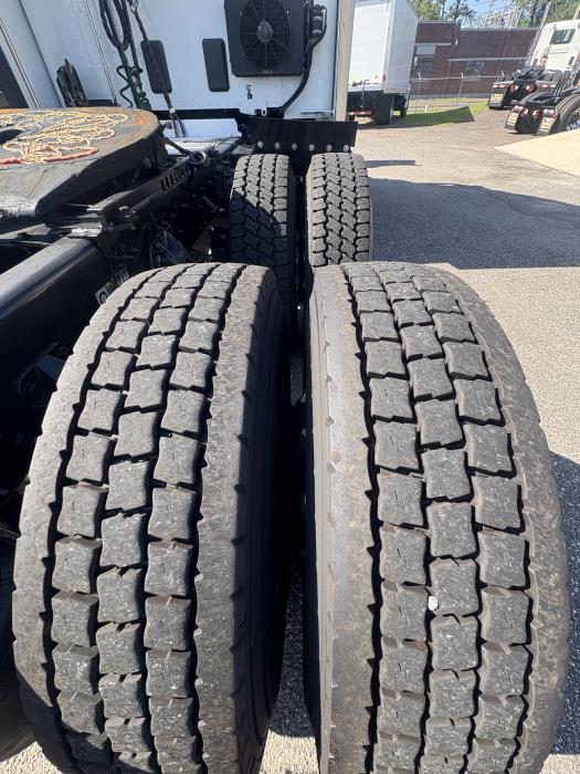 2019 Peterbilt 579-19