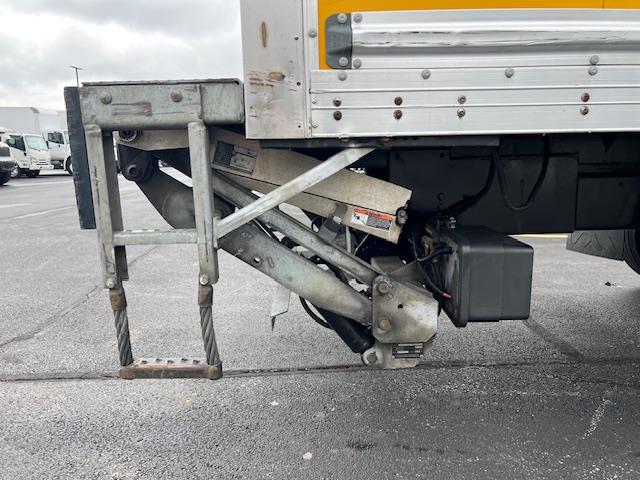 2019 Freightliner Business Class M2 106-12