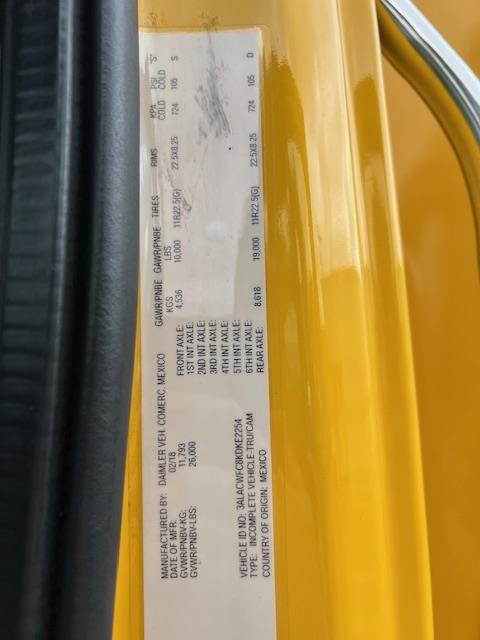 2019 Freightliner Business Class M2 106-21