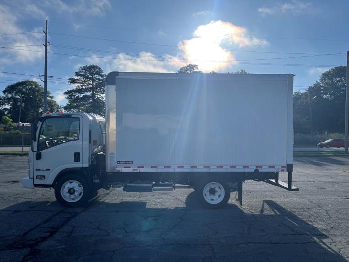 2024 Isuzu NPR-HD-2