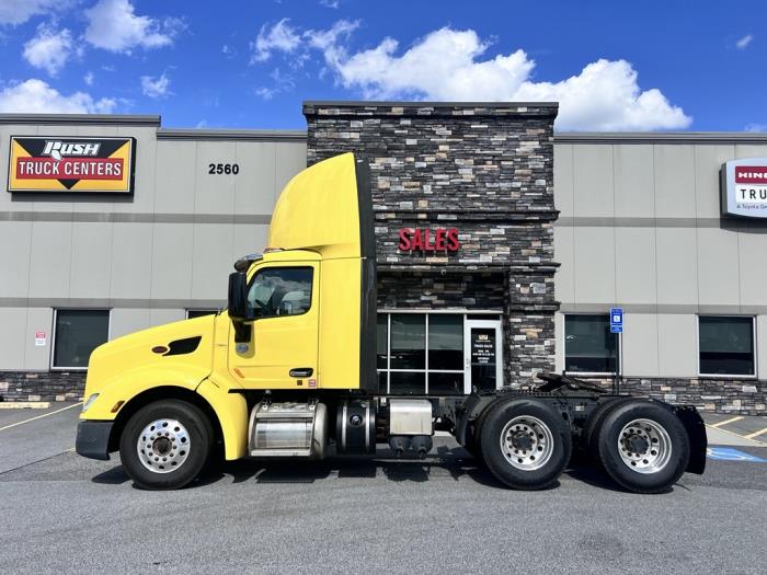 2021 Peterbilt 579-1