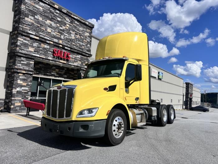 2021 Peterbilt 579-2