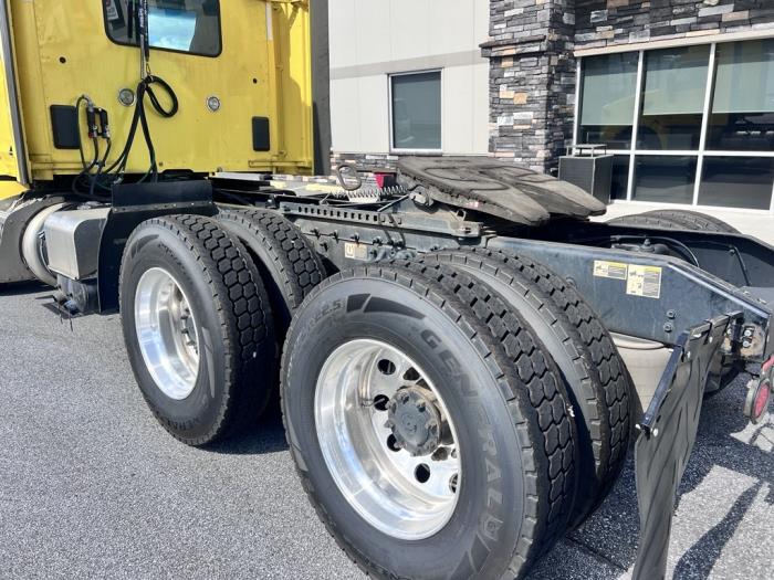 2021 Peterbilt 579-14