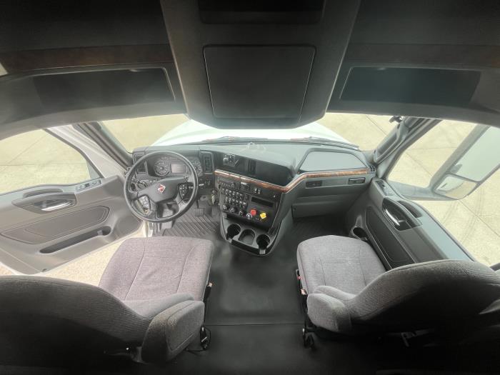 2021 International LT625-15