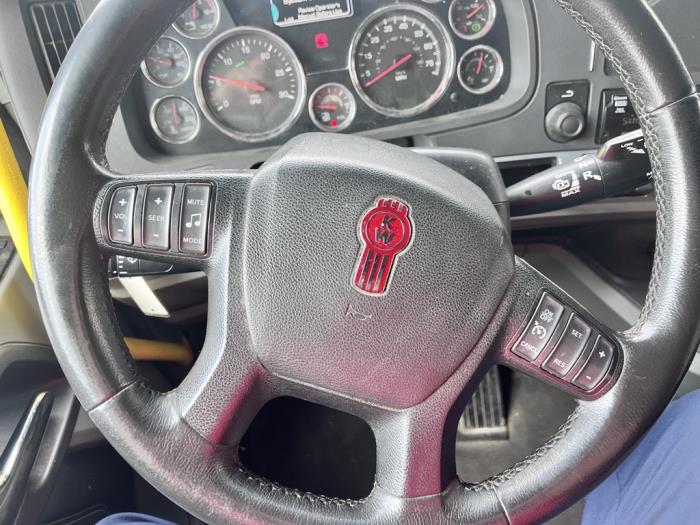 2021 Kenworth T680-10