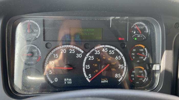 2019 Freightliner Business Class M2 106-10