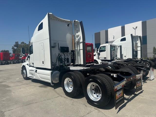 2022 Peterbilt 579-13