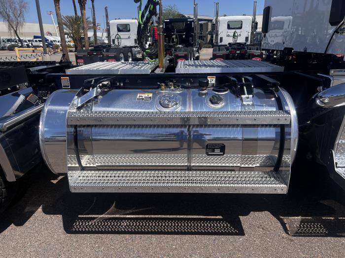 2026 Peterbilt 567-9