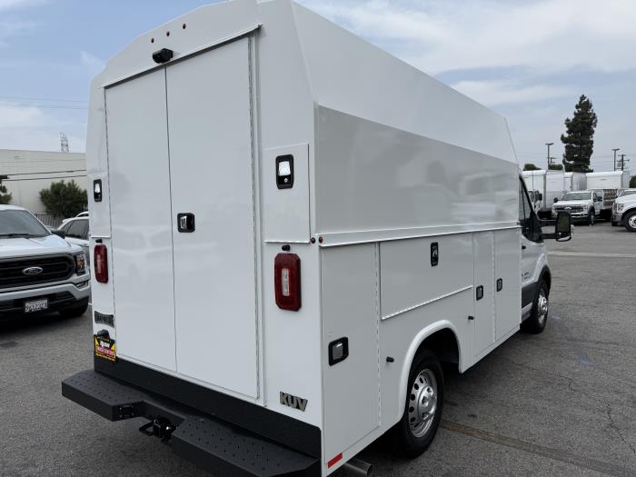 2025 Ford Transit-350-6