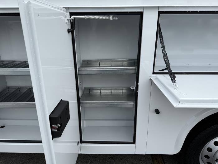 2025 Ford Transit-350-13