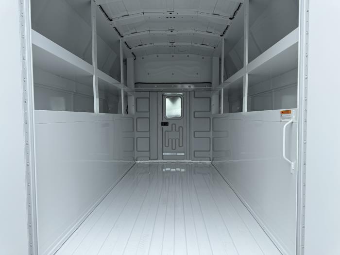 2025 Ford Transit-350-18