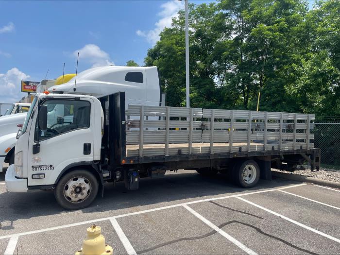 2016 Isuzu NRR-2