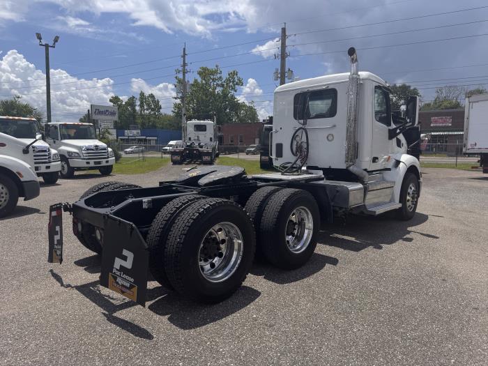 2020 Peterbilt 579-5