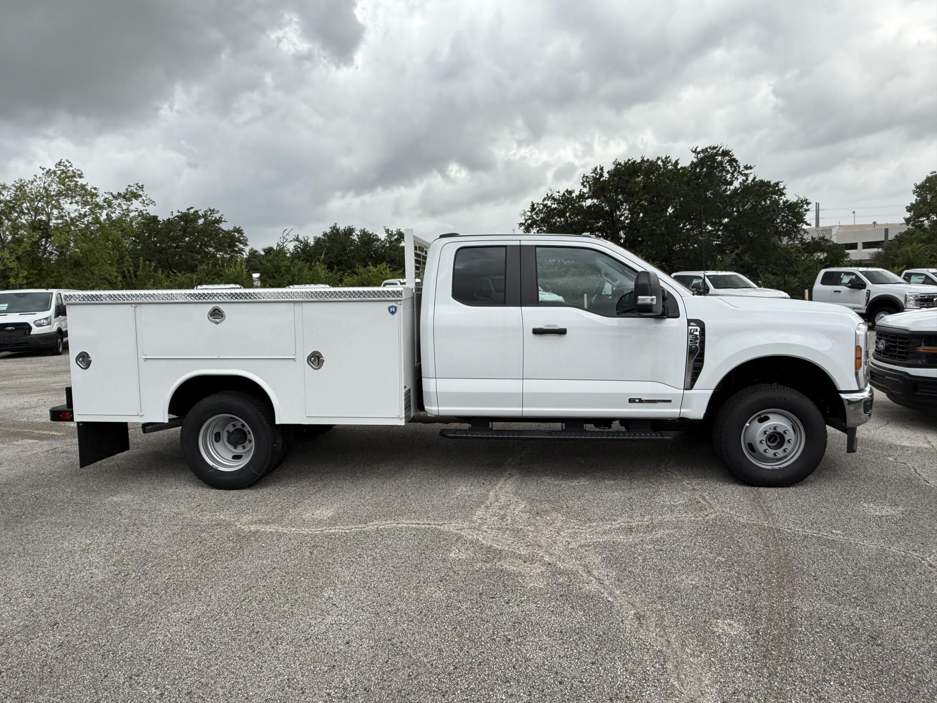 New 2024 Ford F-350 Super Cab 4x4 Royal Service Truck for sale #1877127 - photo 6