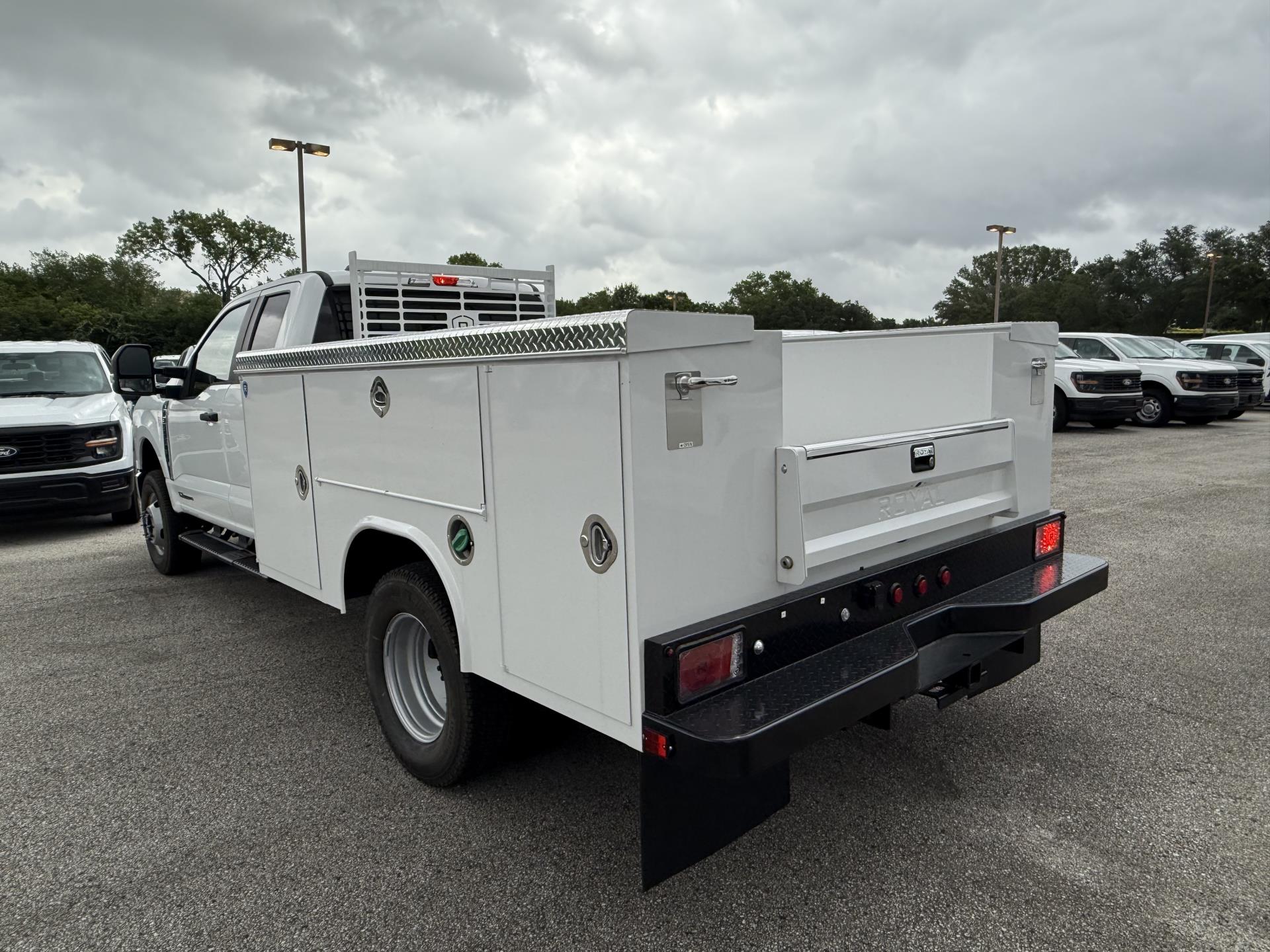 New 2024 Ford F-350 Super Cab 4x4 Royal Service Truck for sale #1877127 - photo 9