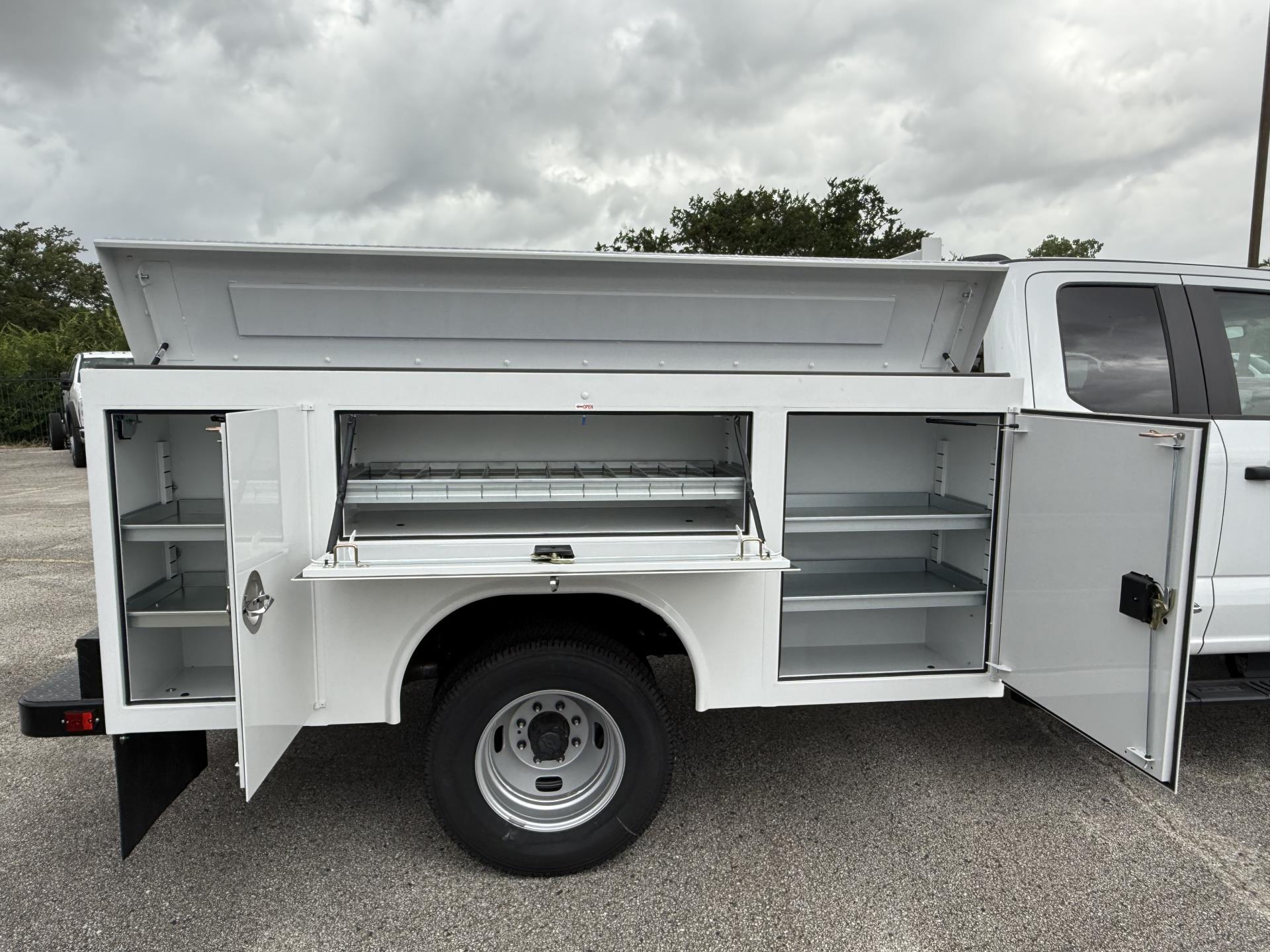New 2024 Ford F-350 Super Cab 4x4 Royal Service Truck for sale #1877127 - photo 10