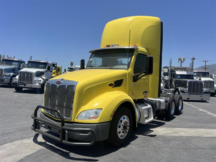 2021 Peterbilt 579-1