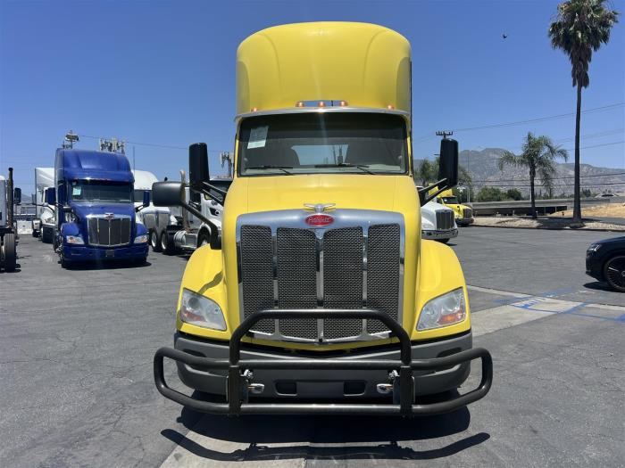 2021 Peterbilt 579-2