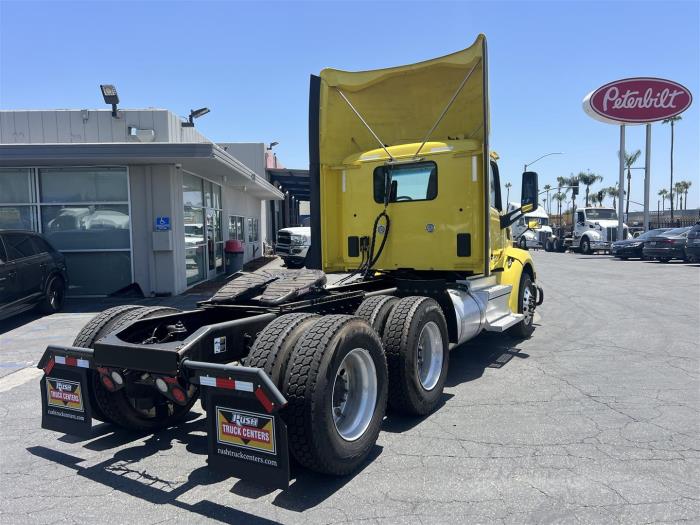 2021 Peterbilt 579-5