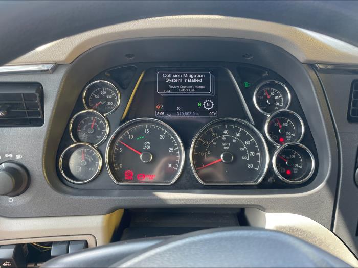 2022 Peterbilt 579-10