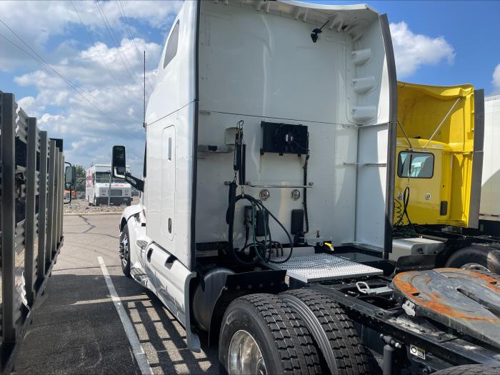 2022 Peterbilt 579-6