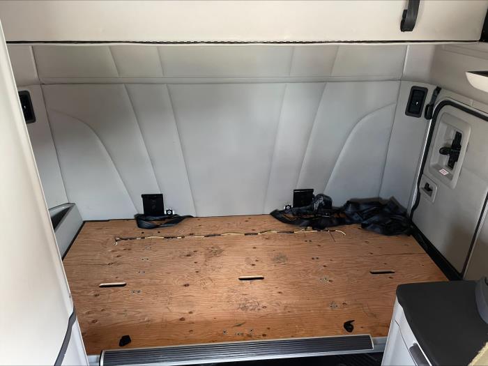 2022 Peterbilt 579-15