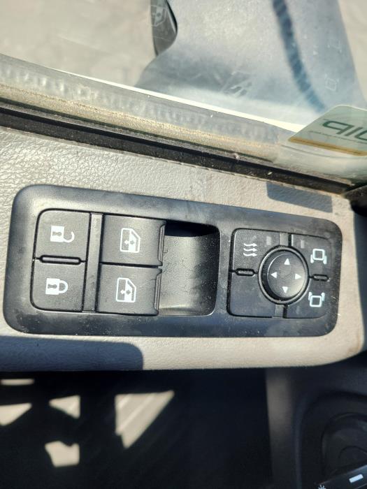 2020 International LT625-20