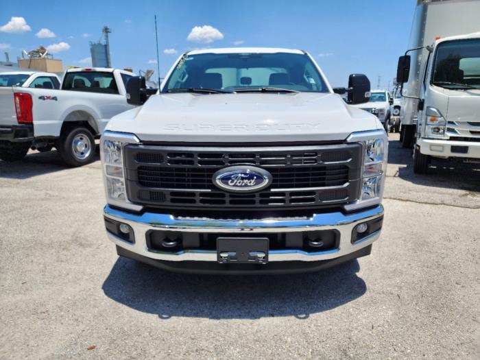 2025 Ford F-250-2